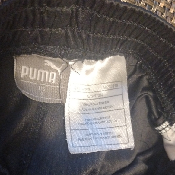 Puma Black and White Sports Shorts - Picture 6 of 6